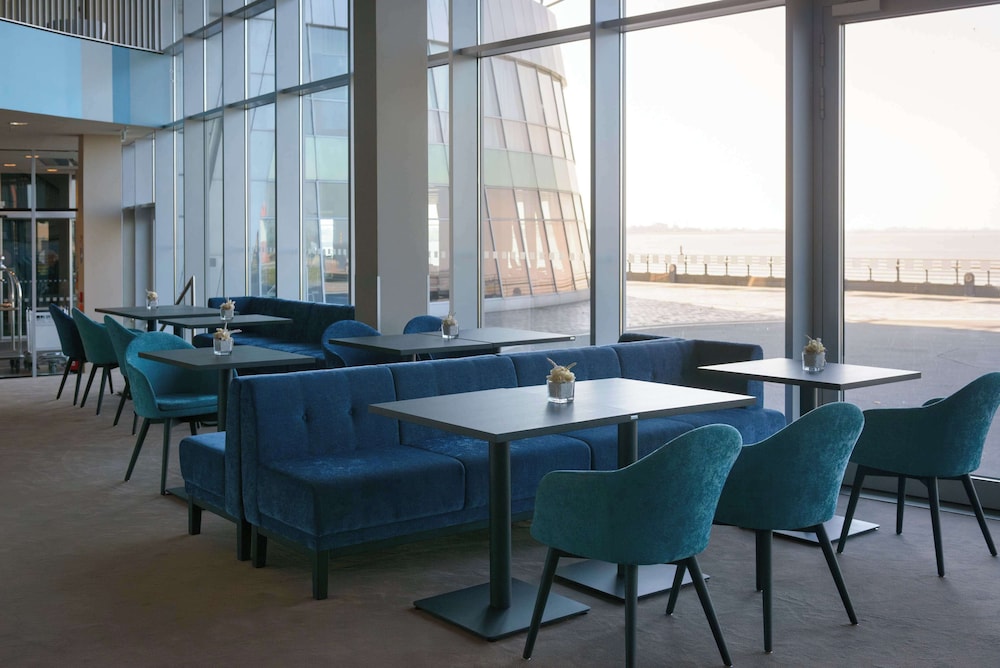 Atlantic Hotel Sail City 49/62