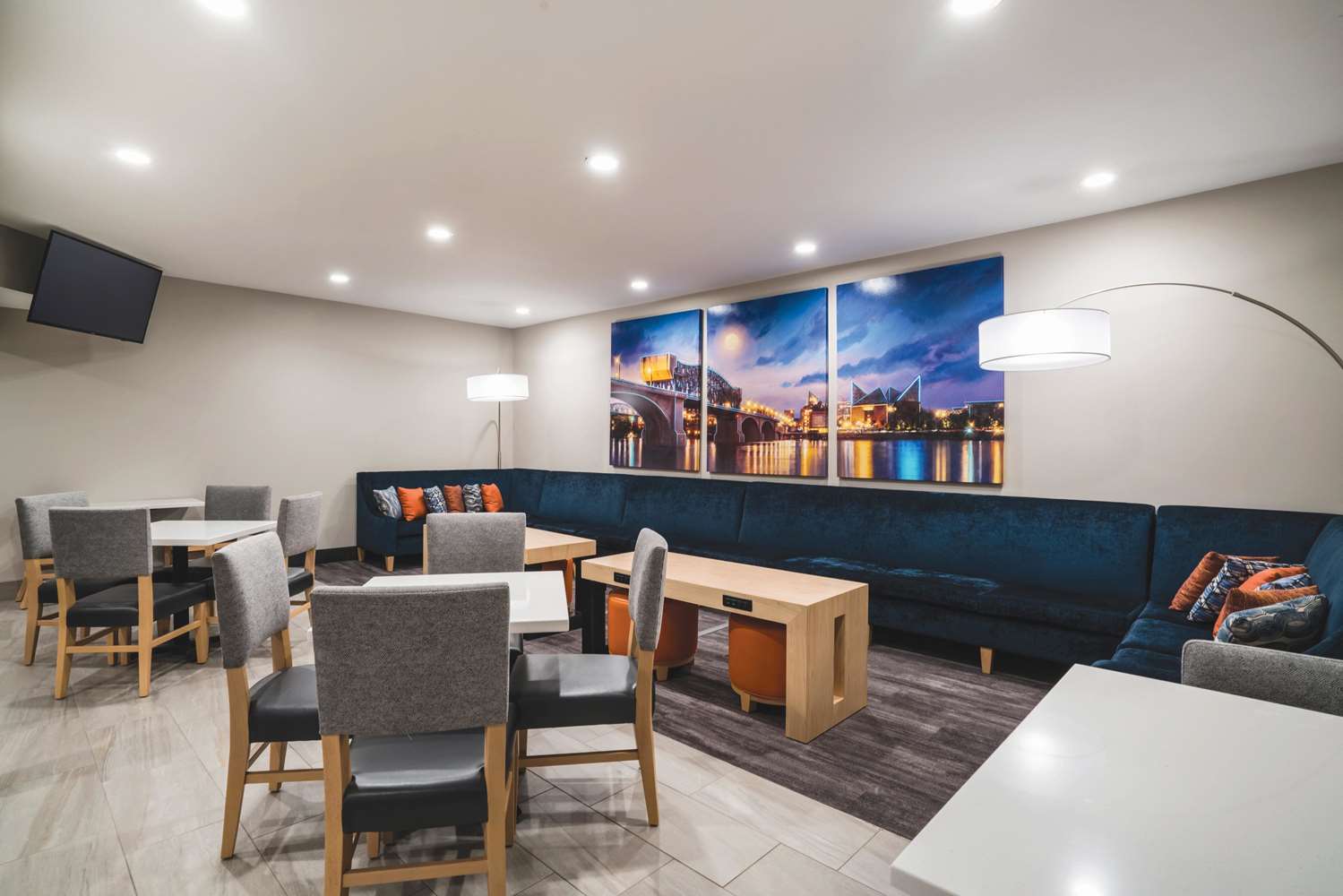 La Quinta Inn And Suites By Wyndham Chattanooga North Hixson 15/16