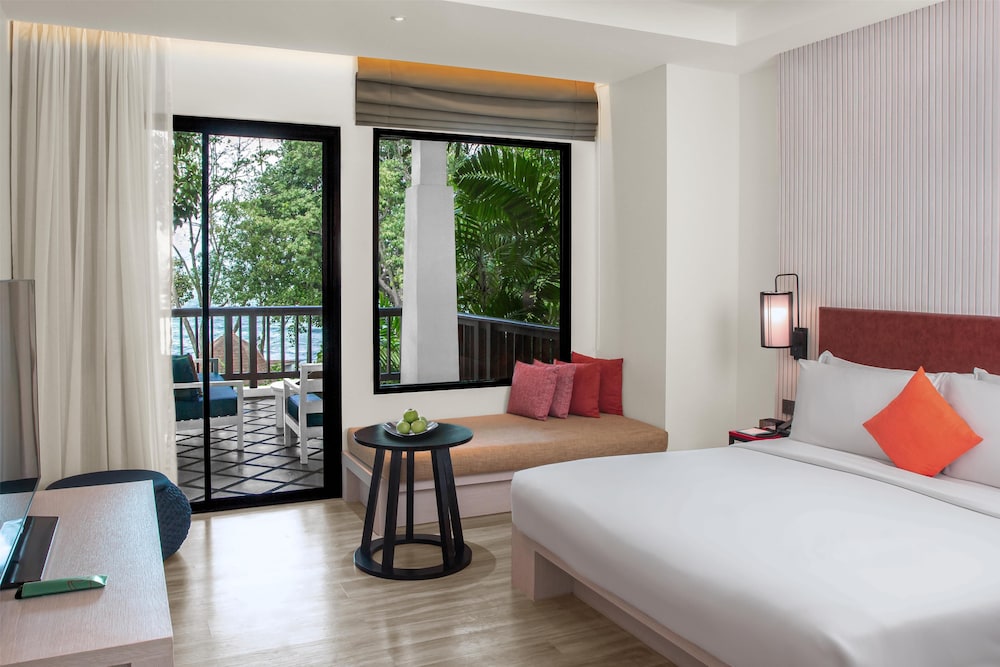 Avani, King Bed, Sea View, Avani+ Koh Lanta Krabi Resort 3/8