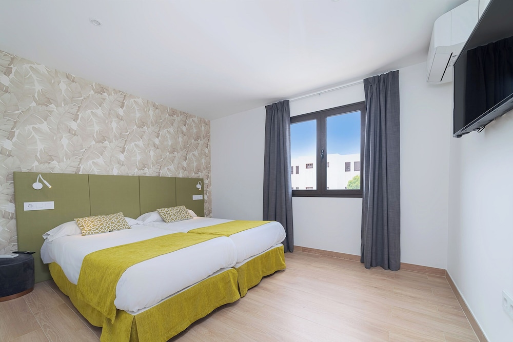 2 BEDROOMS, VILLA