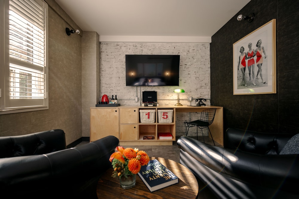 The Anndore House 35/61