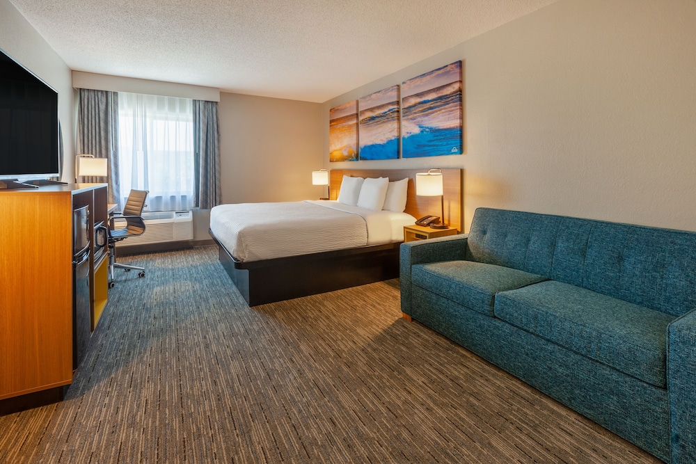 Days Inn by Wyndham Sturtevant / Racine / Mount Pleasant 65/78