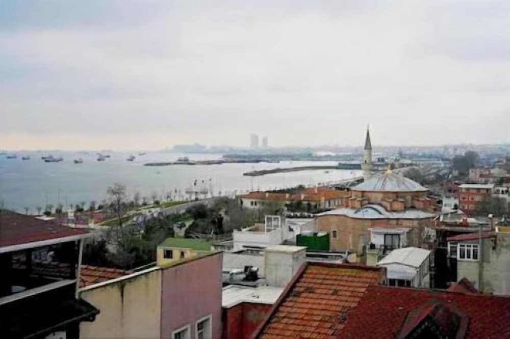 Albatros Premier Hotel 48/57