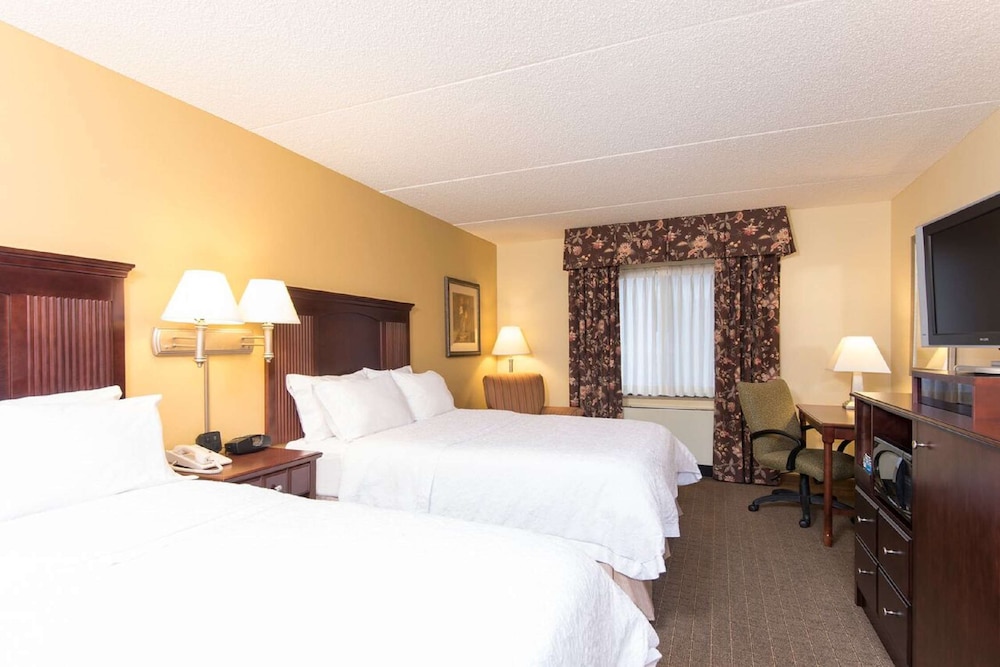 Hampton Inn Schenectady 7/48