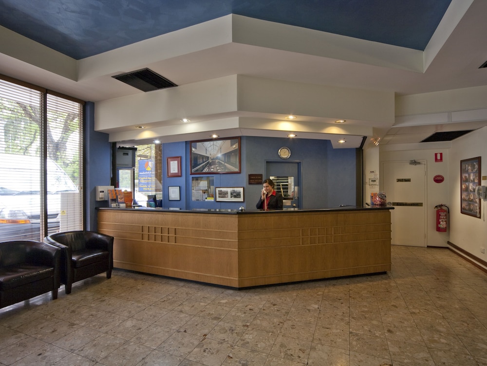 CAPITAL EXECUTIVE APARTMENT HOTEL 2/32