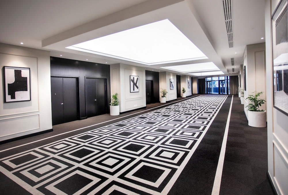 NH Johannesburg Sandton 71/77