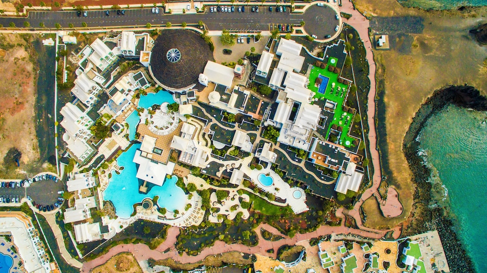 Hotel LIVVO Volcan Lanzarote 70/78