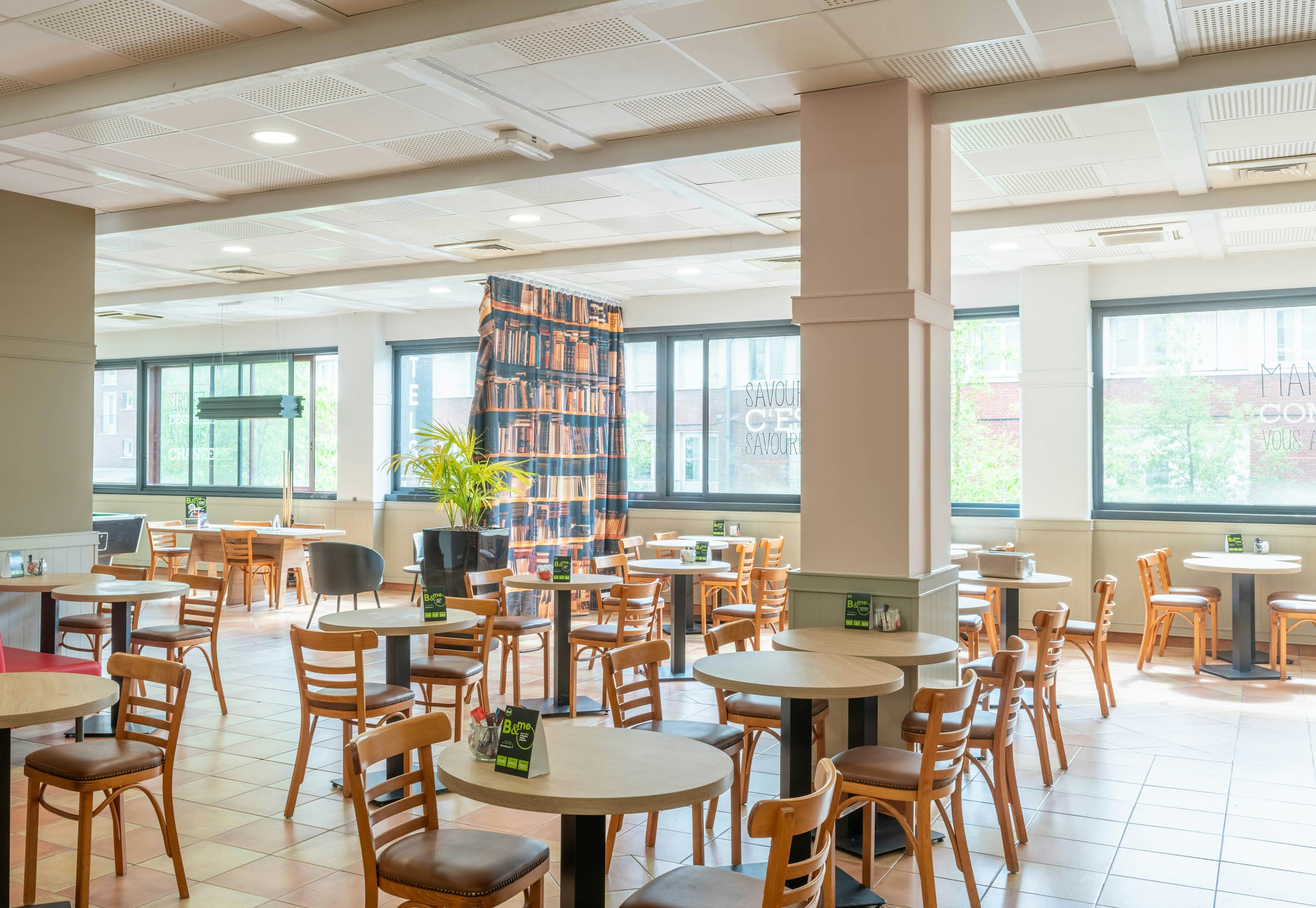 B&B HOTEL Amiens Centre Cathedrale 34/38