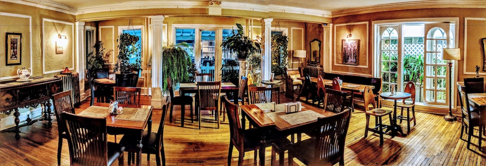 Chelsea Pub & Inn 31/50