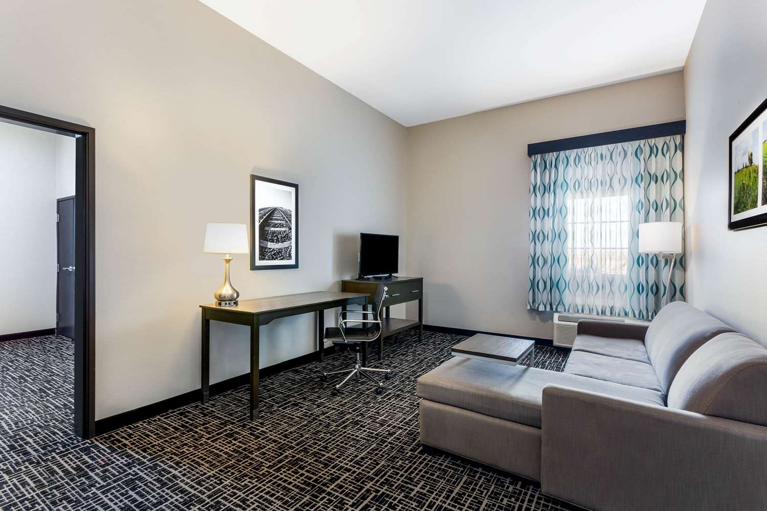Quality Inn & Suites Colorado City, TX 15/28