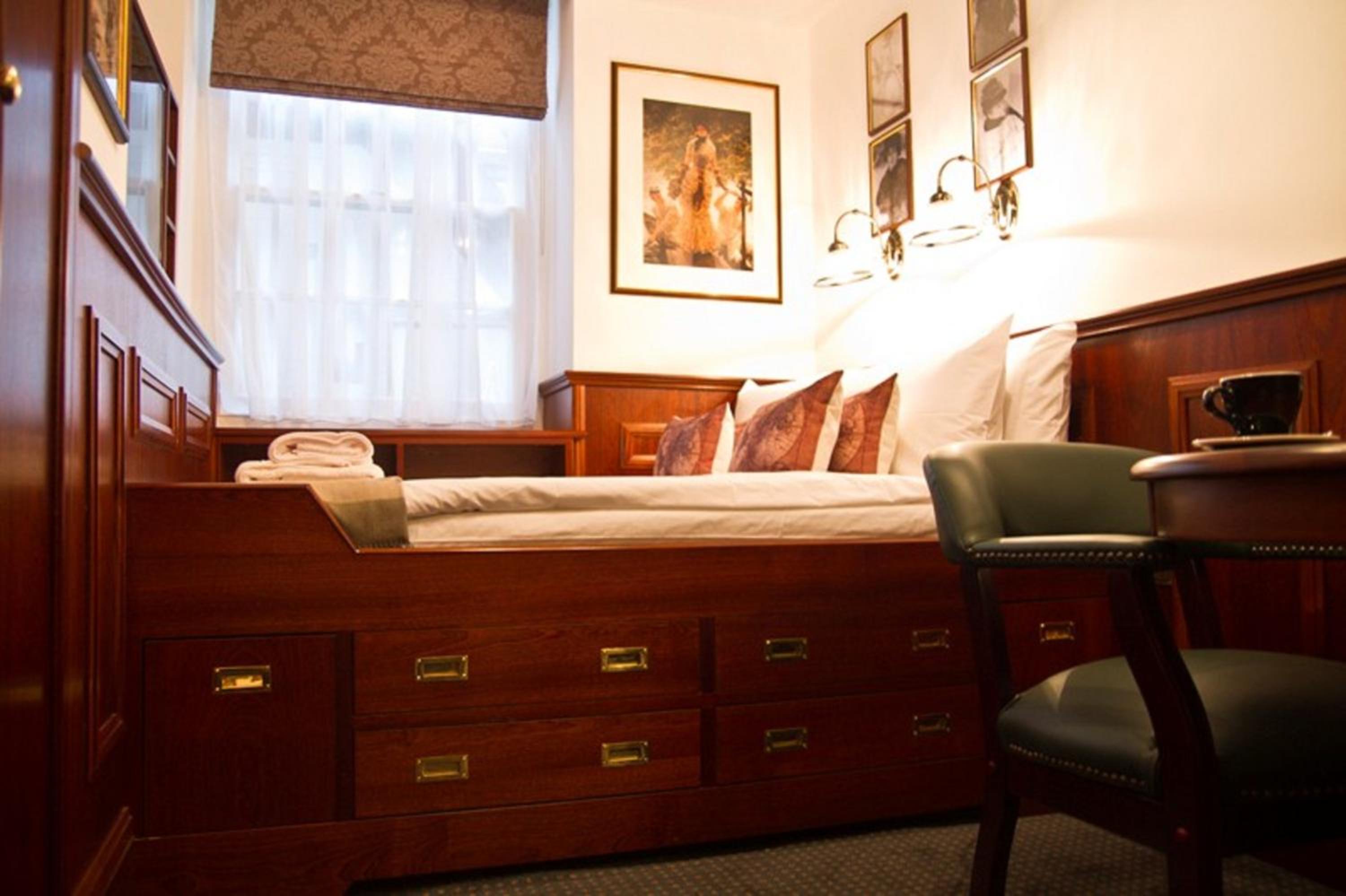 Captains, Classic, Cabin, Double Bed