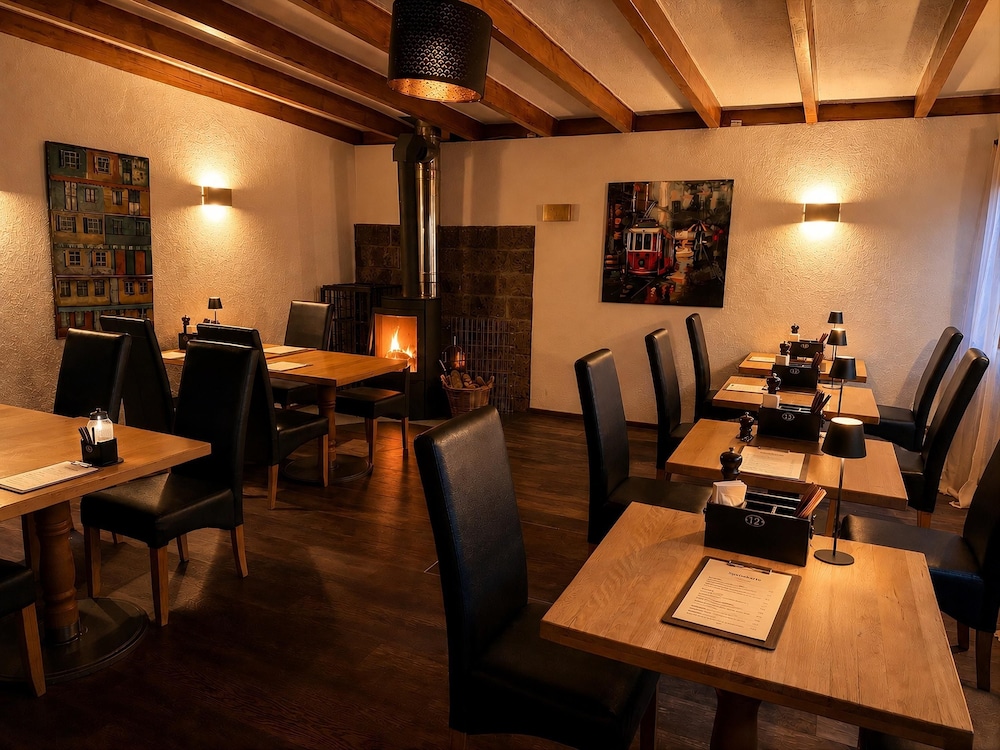 Residenzhotel Stuttgart Airport, Sure Hotel Collection by BW 45/61