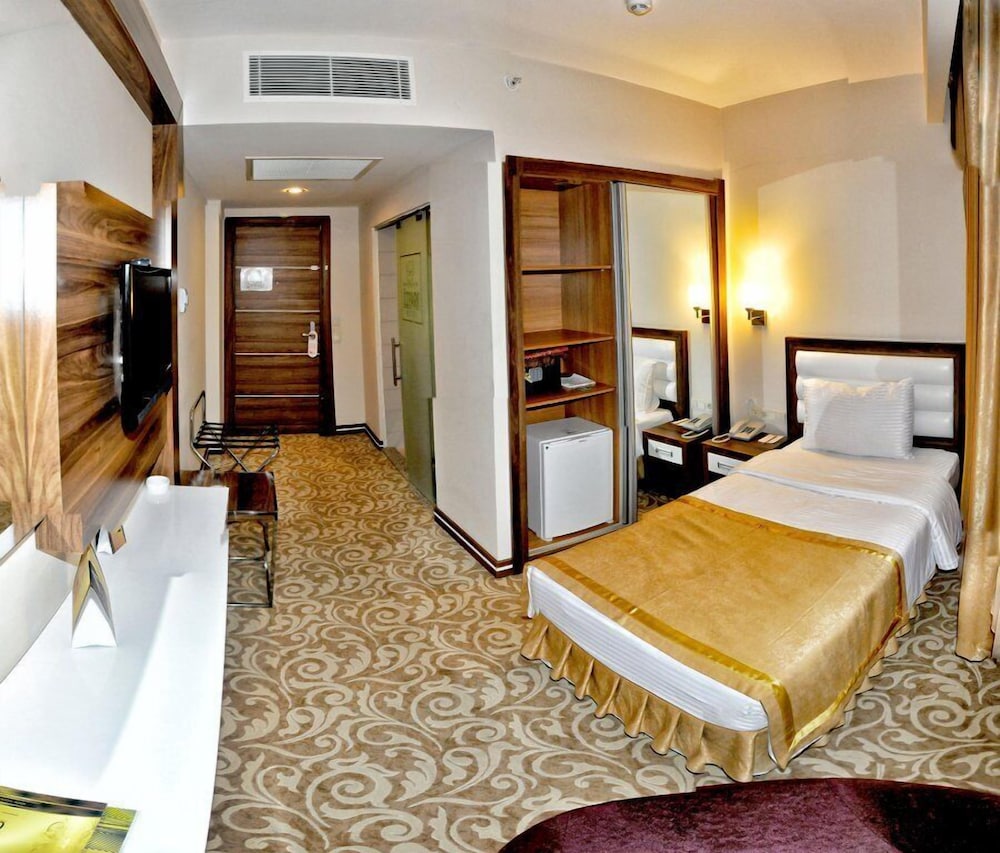 Ozpark Hotel 15/50