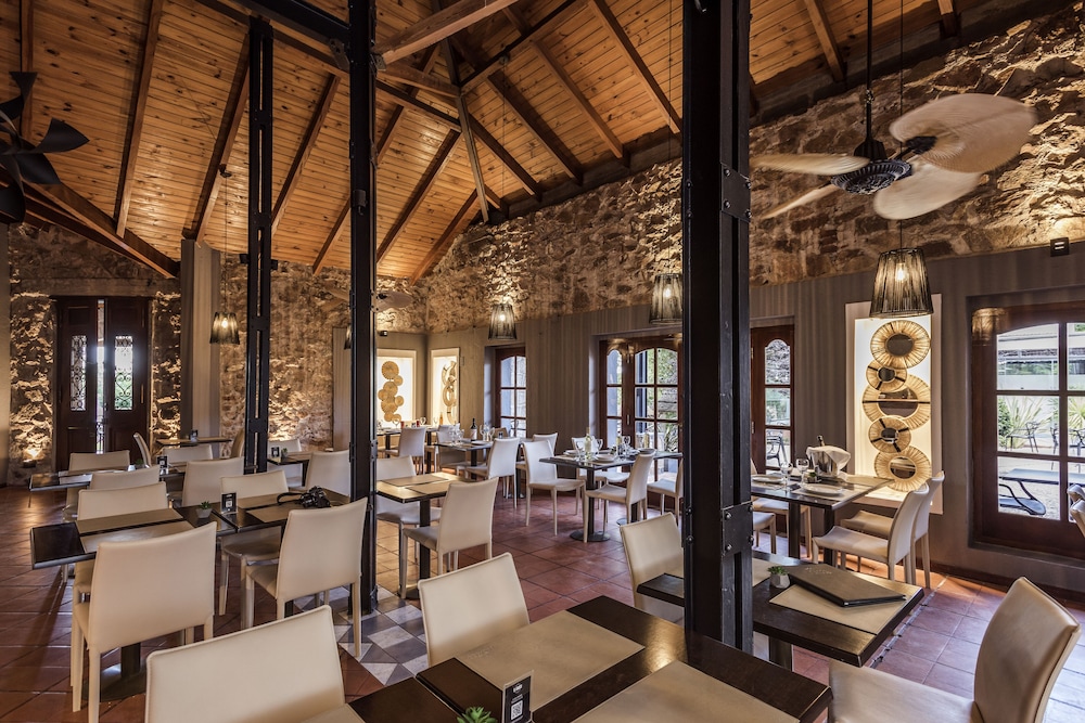 Pinares Del Cerro Hotel 46/63