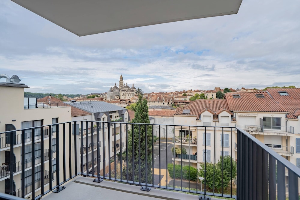 Quality Aparthotel Perigueux 8/70