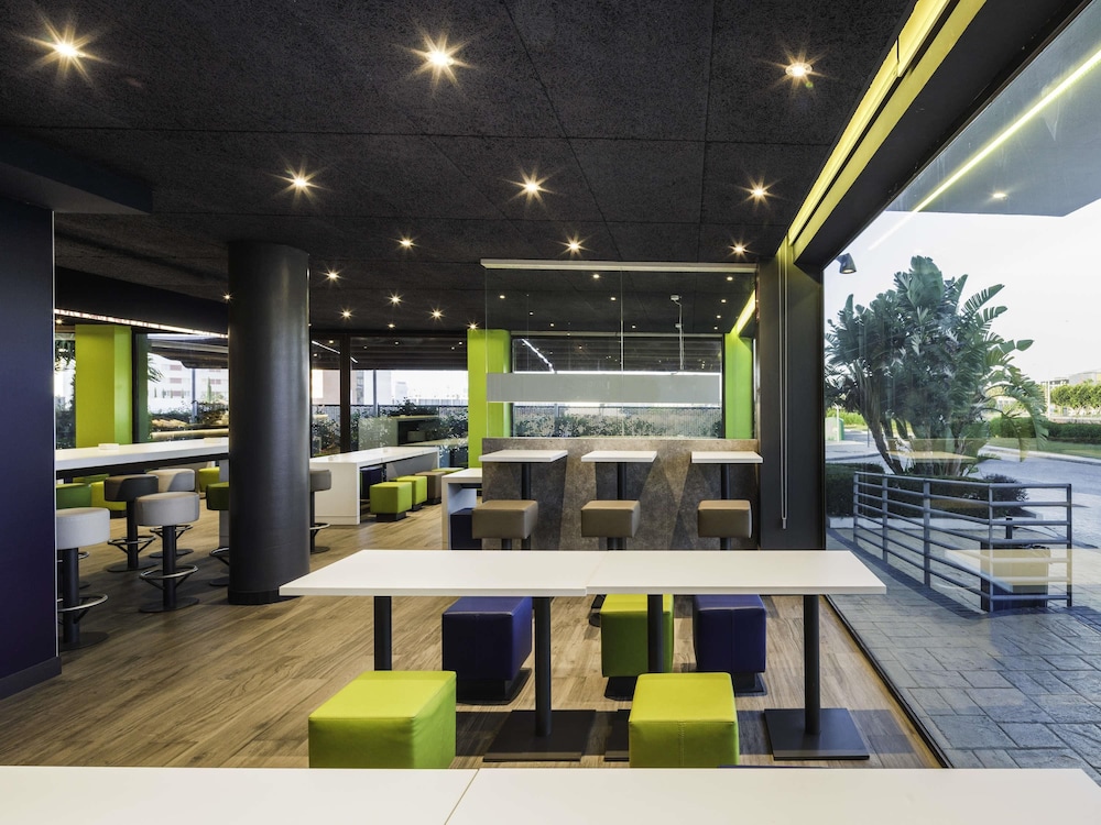 ibis budget Malaga Aeropuerto Avenida Velazquez 23/46