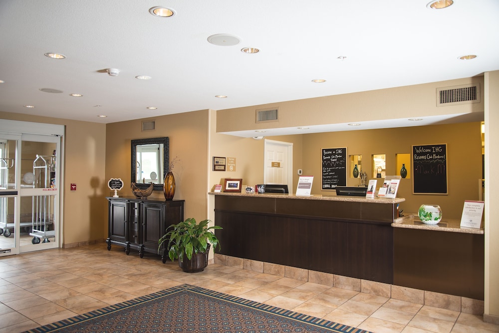 Candlewood Suites Loveland 2/62