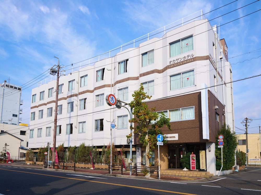 Okasan Hotel 52/58
