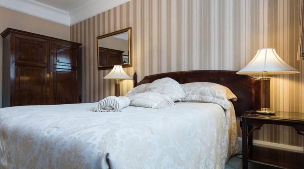 Beech House Hotel 9/31