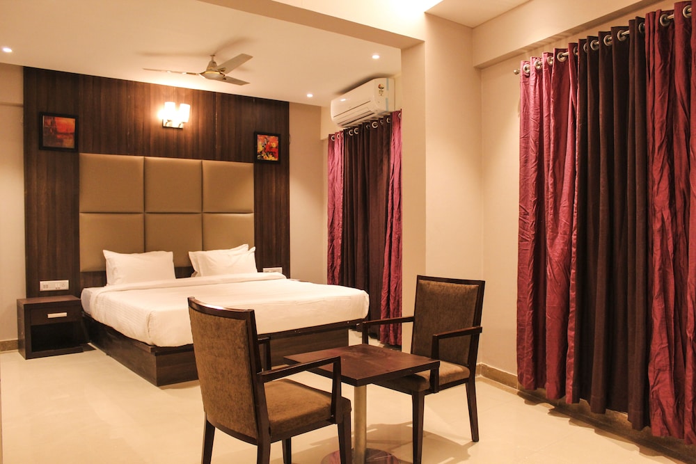 IWE SUITES, BANGALORE 22/50