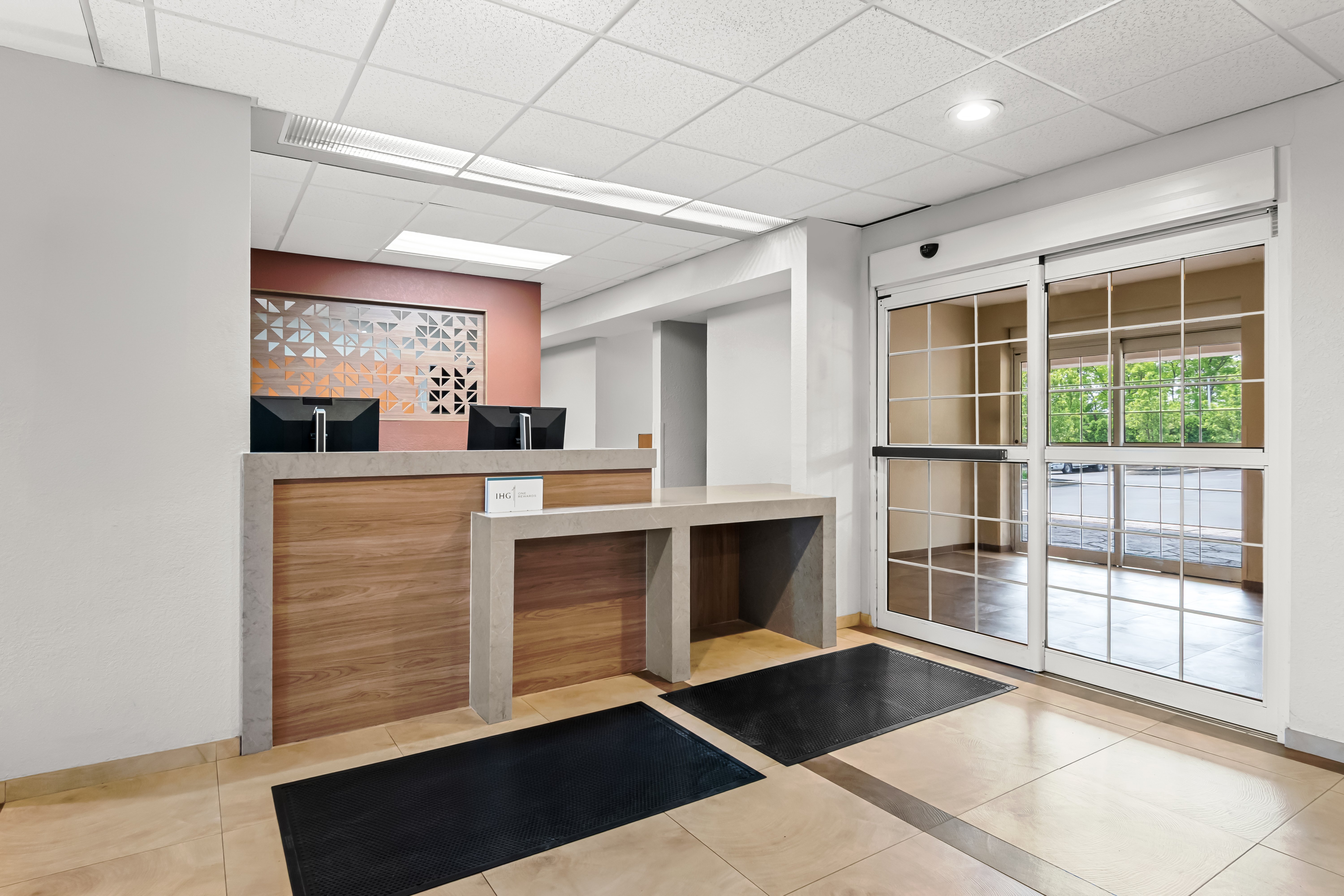 Candlewood Suites Hazleton 9/46