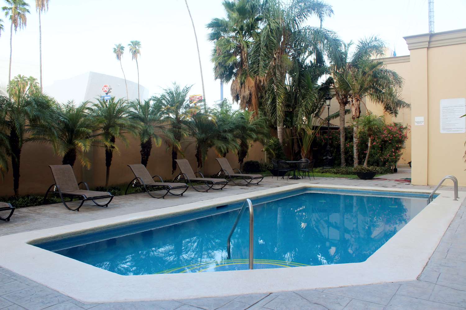 Best Western Plus Los Mochis 18/27