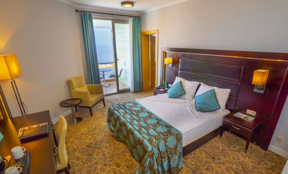 Grand Belish Hotel 6/24