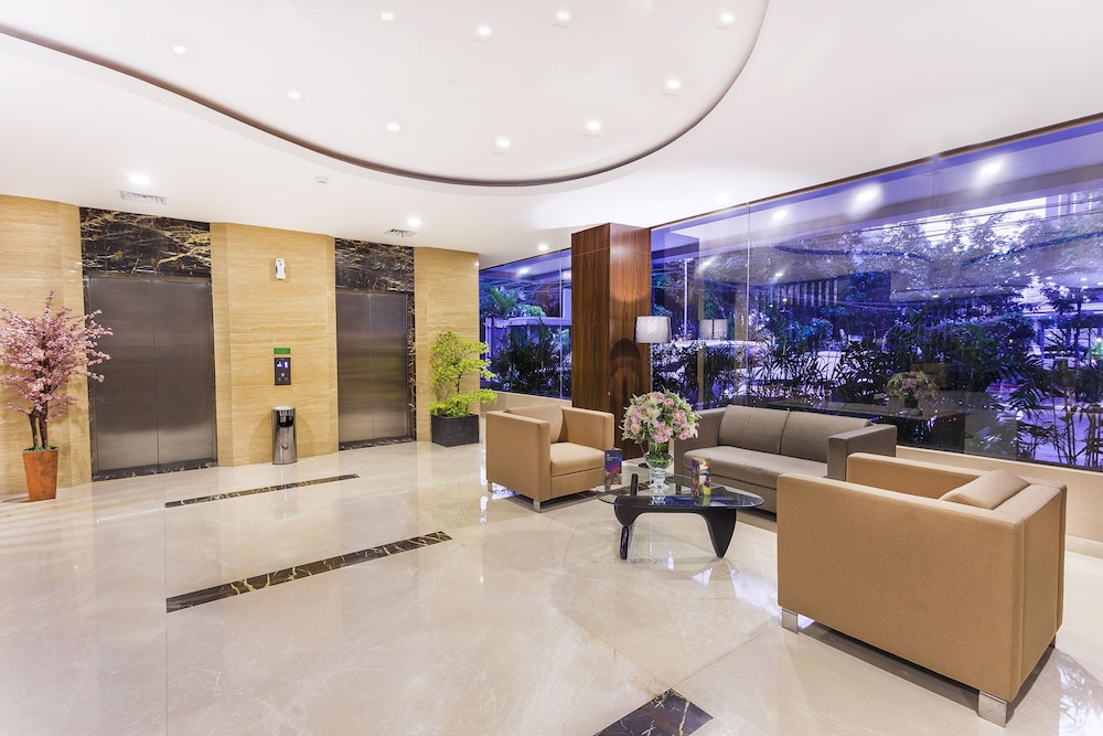 Lynt Hotel Jakarta 3/15