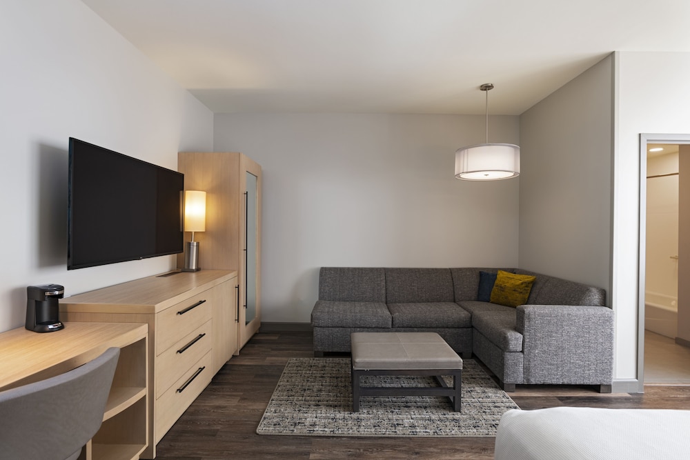 Hyatt Place Tulsa Downtown 50/74