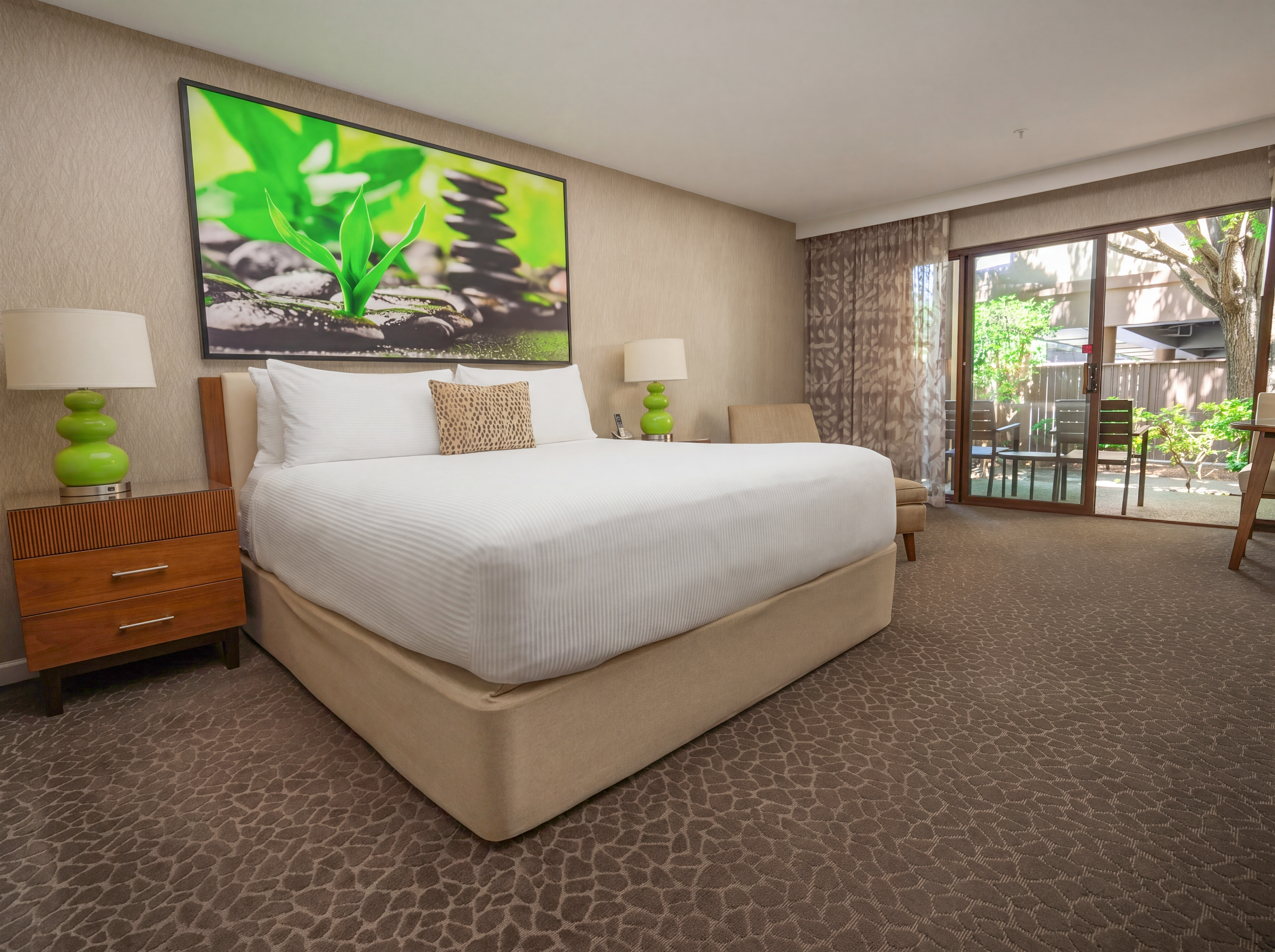 Creek, Deluxe, King Bed
