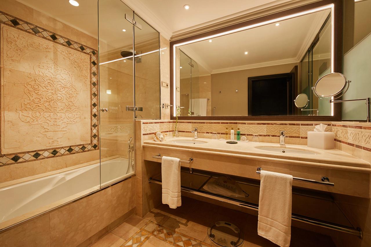 Junior Suite, Ocean Front, Balcony or Terrace