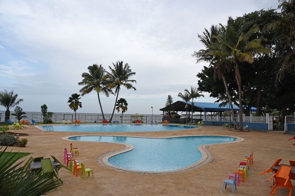 Imperial Resort Beach Hotel 61/61