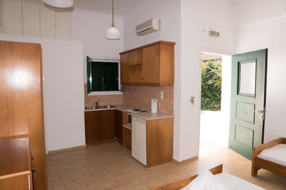 Utopia Kavos Hotel 40/49