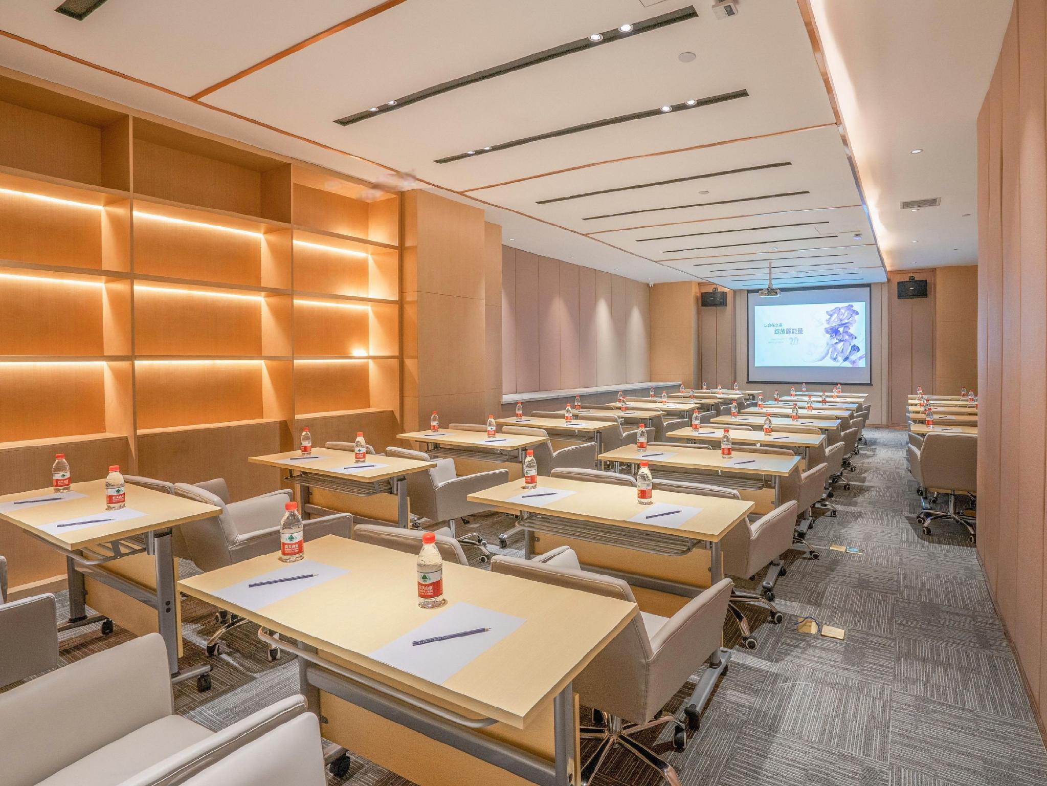 Lavande Hotel Wuhan QuShuiLou of Xinhua Road 32/37