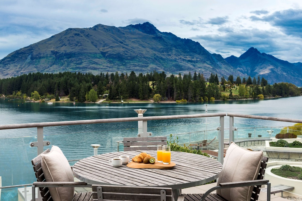 Oaks Queenstown Club Suites 5/36