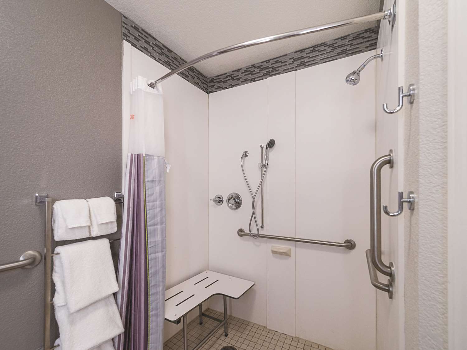 La Quinta Inn Suites Oklahoma City Nw Expwy 45/47
