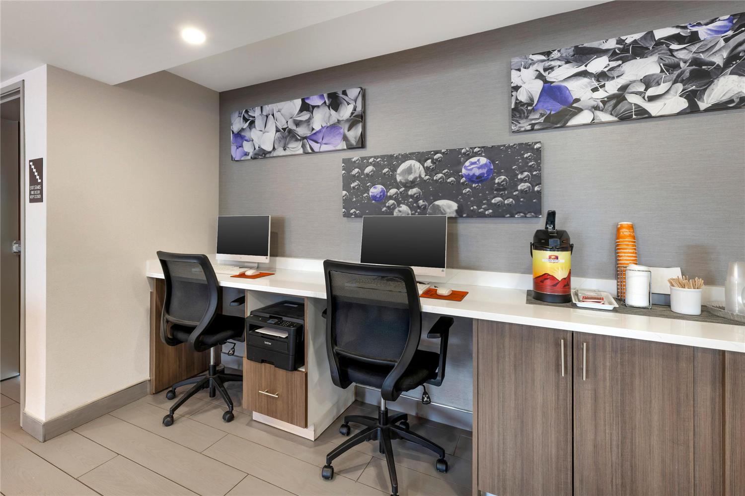 MainStay Suites Oakbrook Terrace - Chicago 20/24
