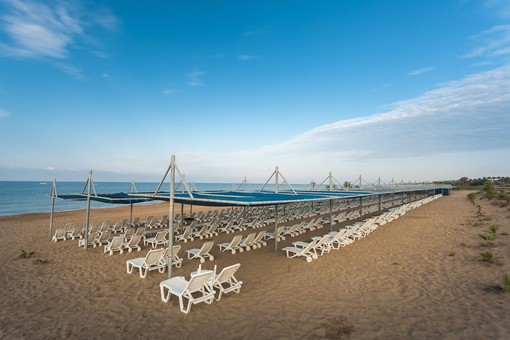 Club Grand Aqua 54/64
