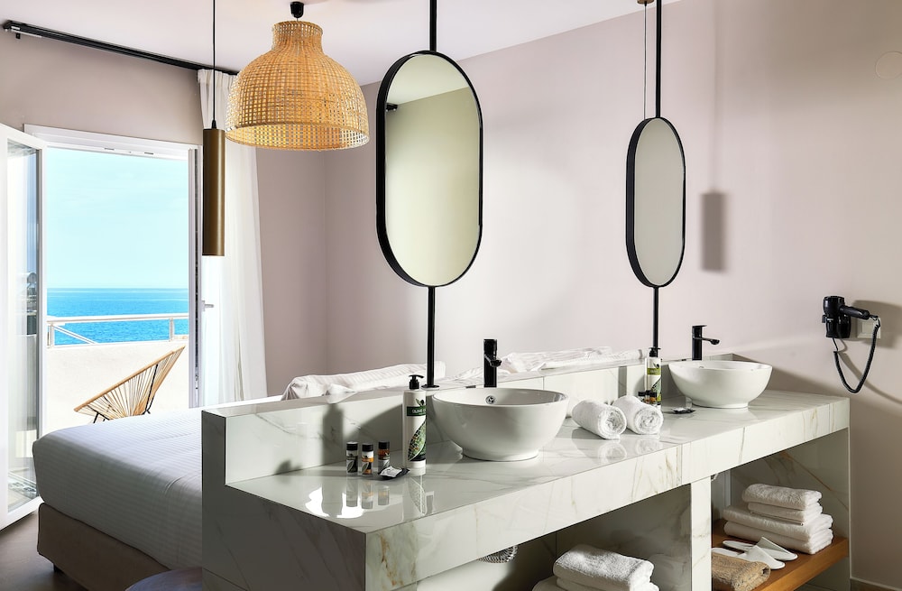 Lotus Rise Hotel - Adults Only 48/50