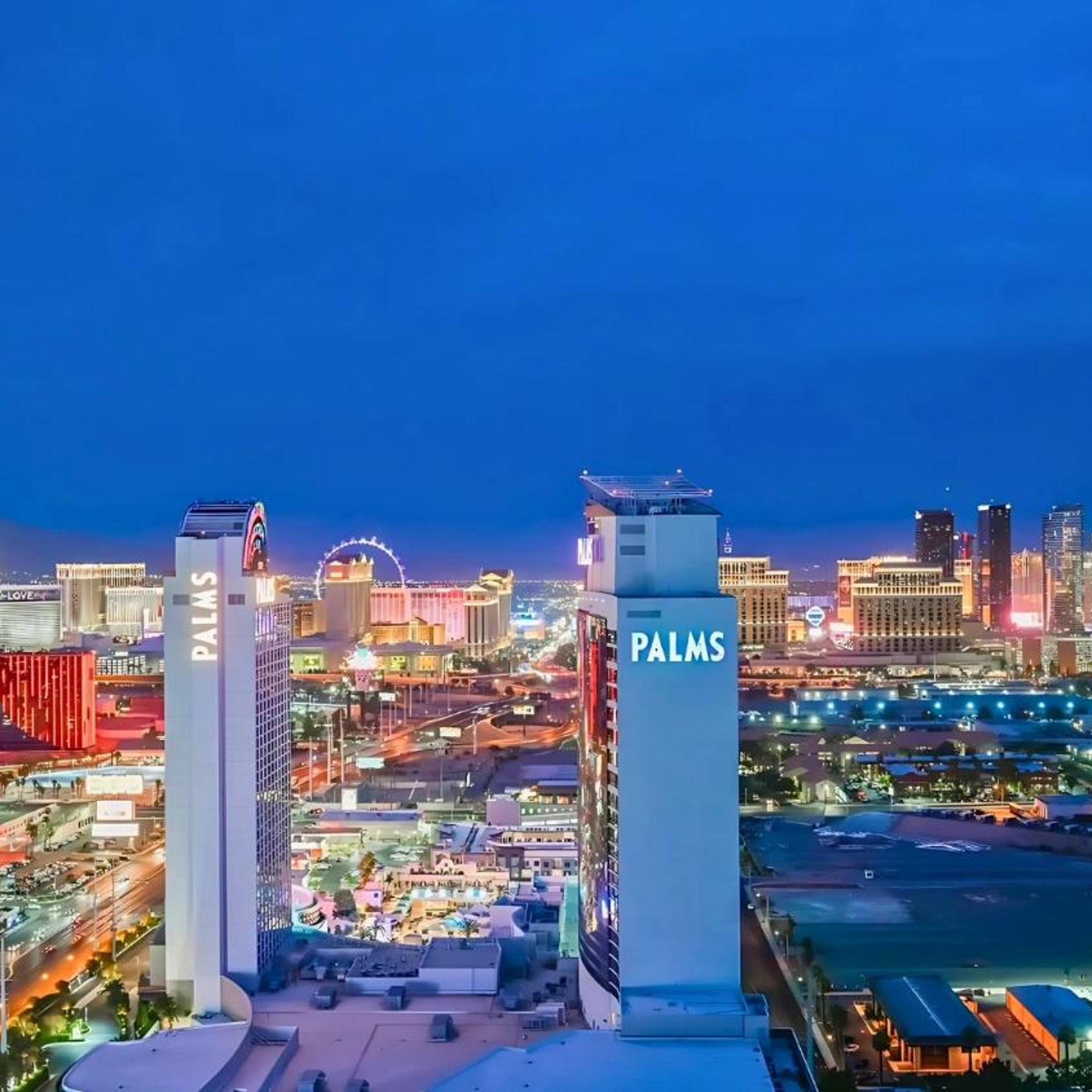 Vista Balcony Collection - StripSuite Palms Place Hotel, Resort & Casino - NO RESORT FEE 40/45