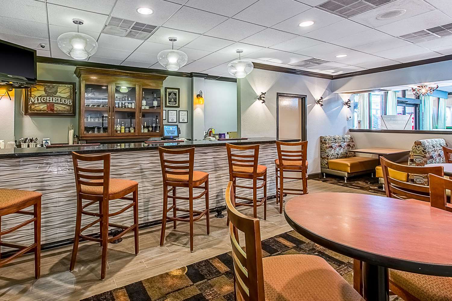 Clarion Inn Columbia Airport 14/23
