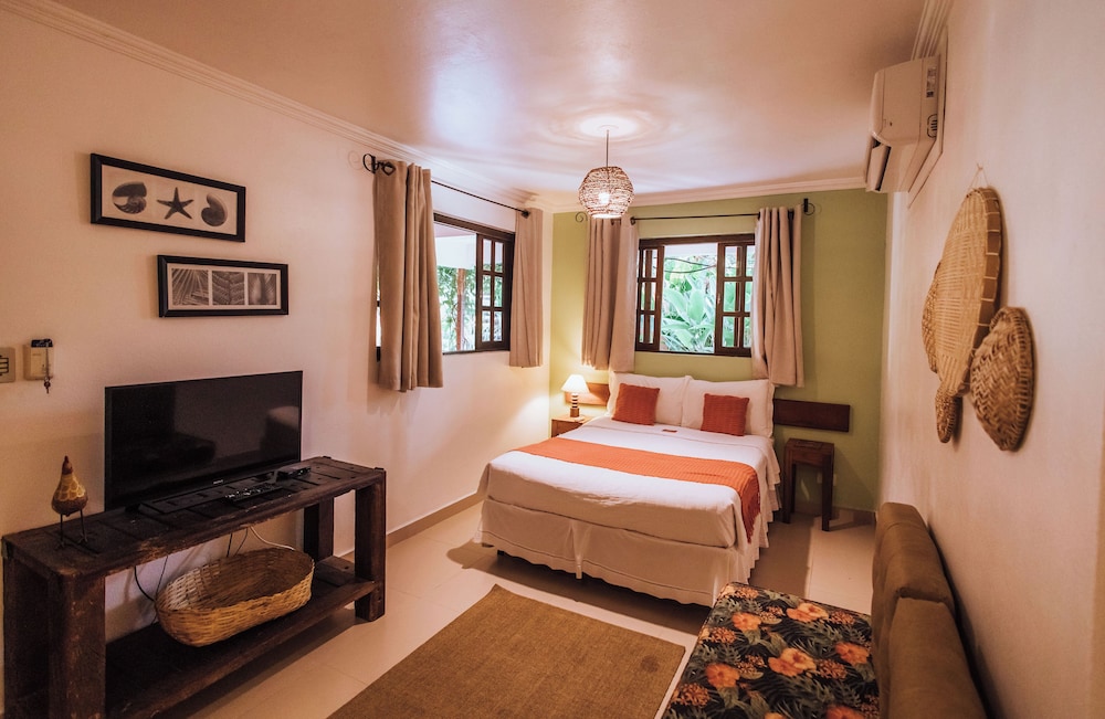 SUITE, KITCHEN