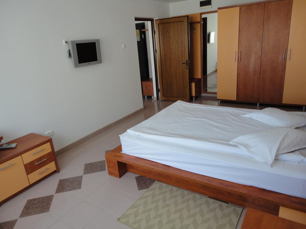 Arion Hotel 9/50