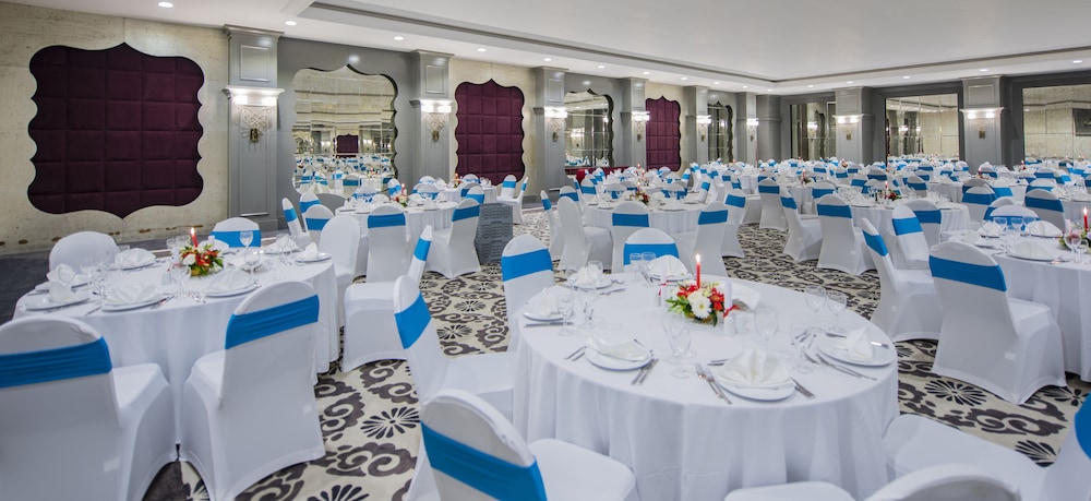 Port Nature Luxury Resort Hotel and Spa 56/63