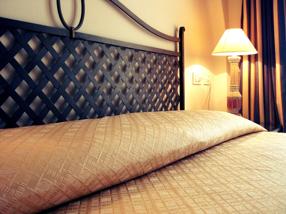 Hotel Monti Di Mola 13/61