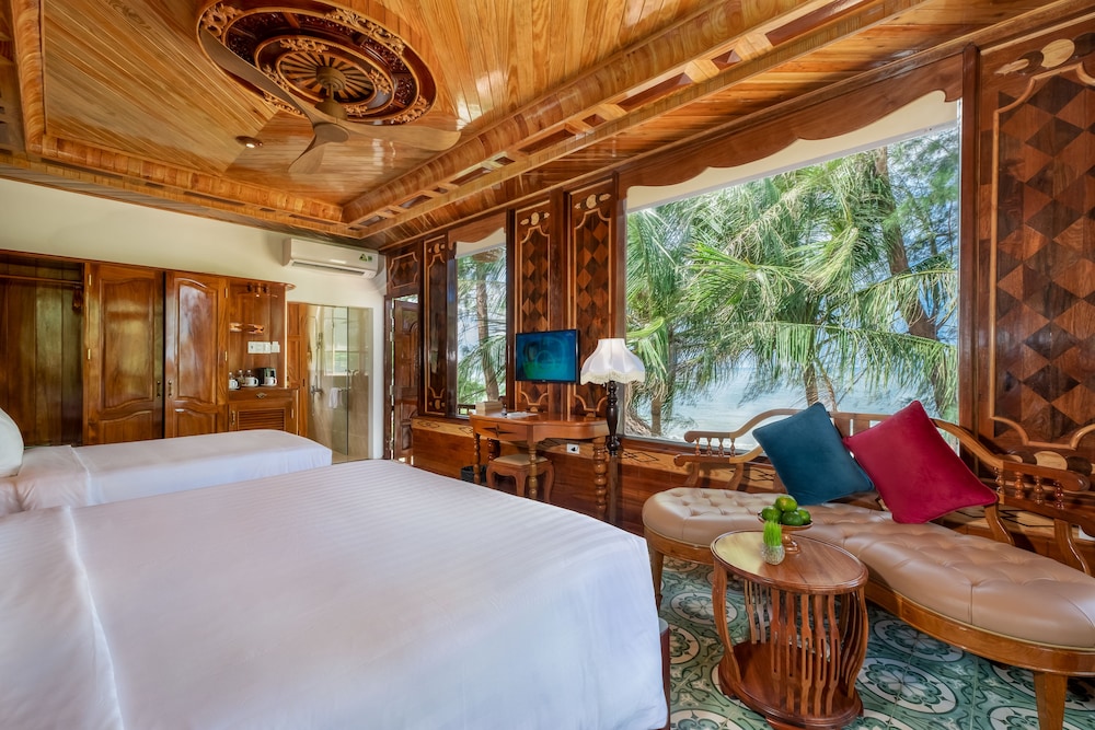 Coco Palm Beach Resort Spa 15/50