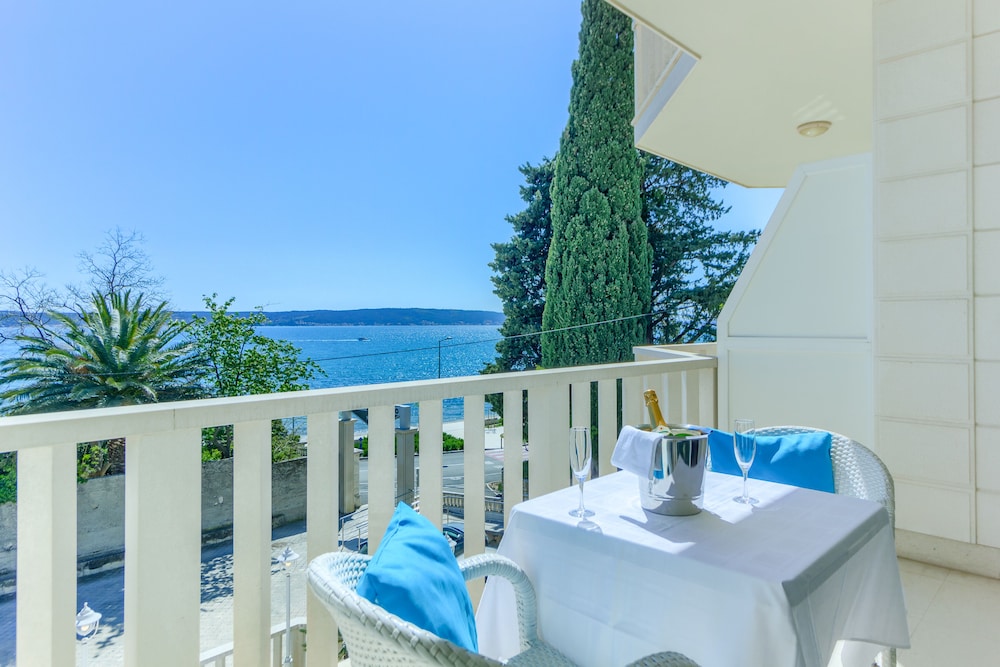 Hotel Riva 27/48