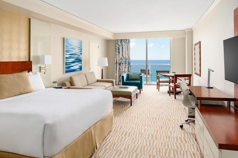 Deluxe, 2 Queen Beds, Ocean Front