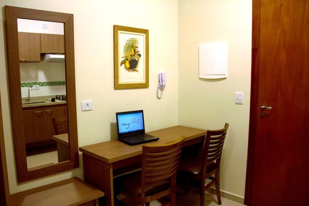 MY FLAT HOTEL 35/40