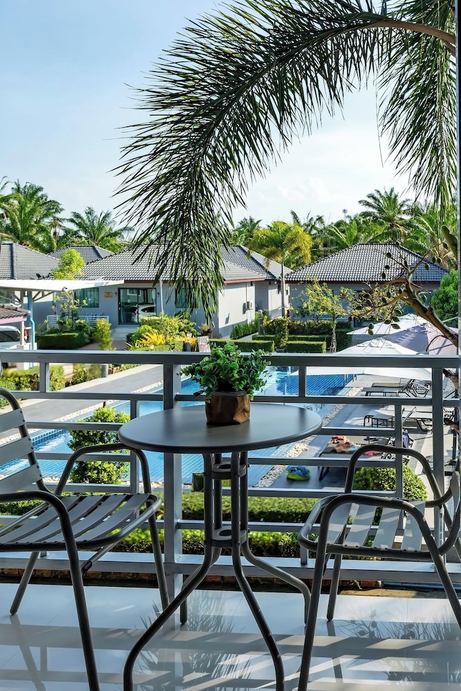 The Neenlawat Riverside 86/99